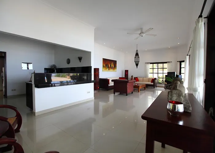 Villa Bunga Melati *